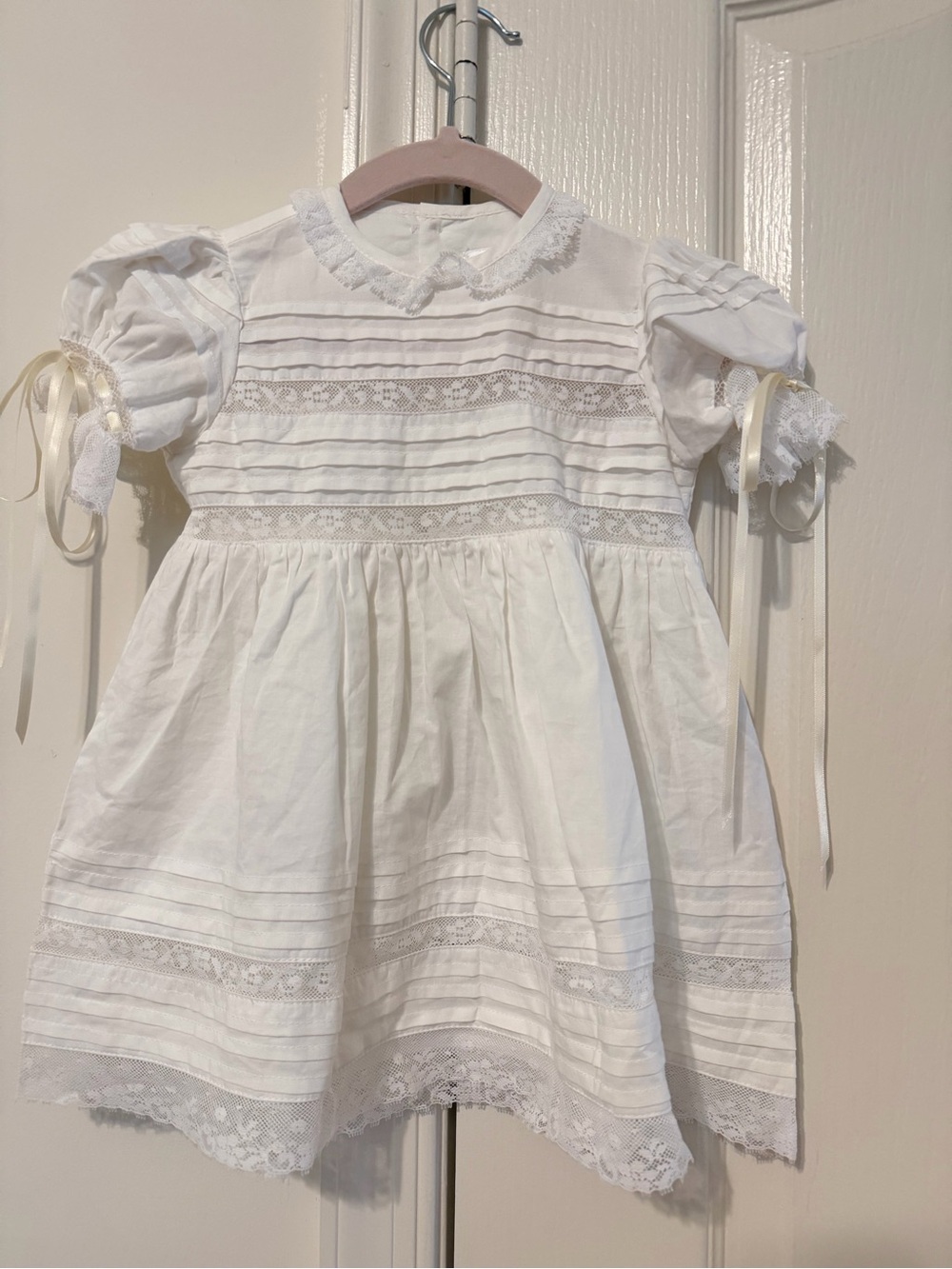 Heirloom White Lace-Trim Girls' Formal Dress with Puff Sleeves